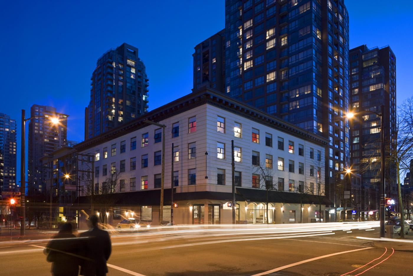 Moda Hotel Vancouver Exteriör bild