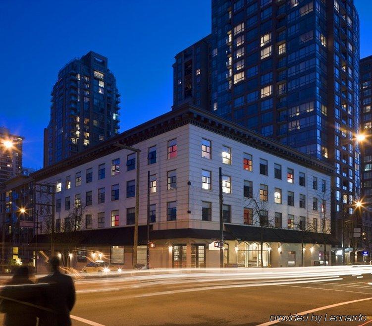 Moda Hotel Vancouver Exteriör bild